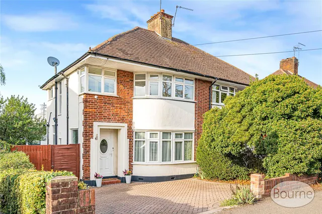 Oriental Road, Woking, GU22, photo 1