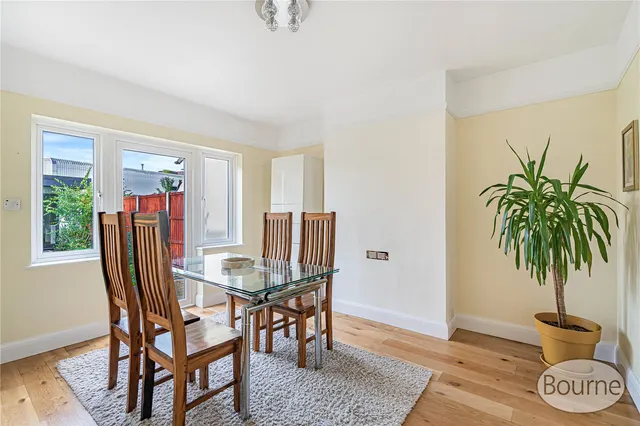 Oriental Road, Woking, GU22, photo 3