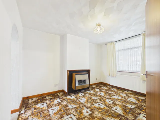Fifth Avenue, Cosham, PO6, photo 3