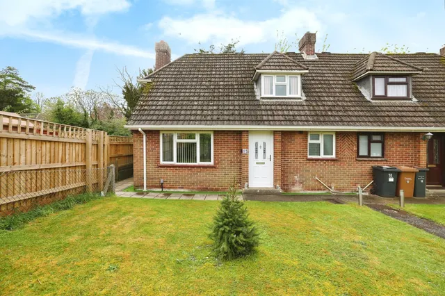 Acre Path, Andover, photo 1