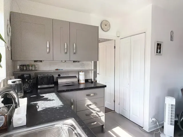 Wilby Avenue, Bolton, BL3, photo 3
