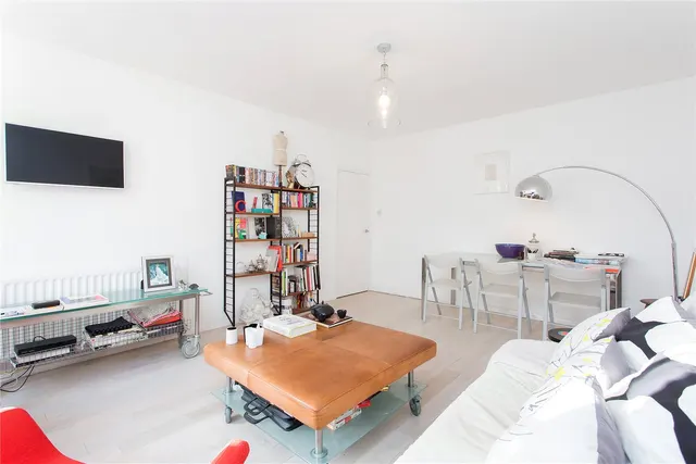 Navarre Street, London, E2, photo 3