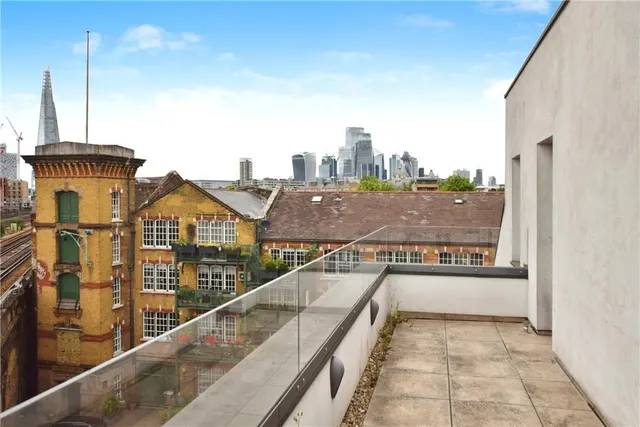 Photo 3 — Koops Mill Mews, London, SE1