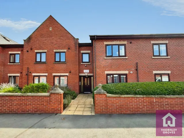 Mayfield Street, Atherton, M46, photo 1
