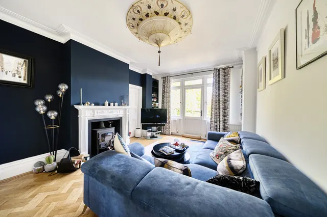 Photo 3 — Shire Lane, Chorleywood, WD3