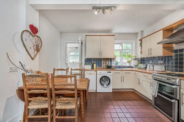 Strickland Row, Earlsfield, SW18, photo 3