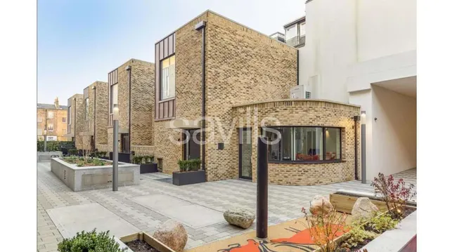 Photo 2 — Hand Axe Yard, 277A Gray’s Inn Road, WC1X 8BD