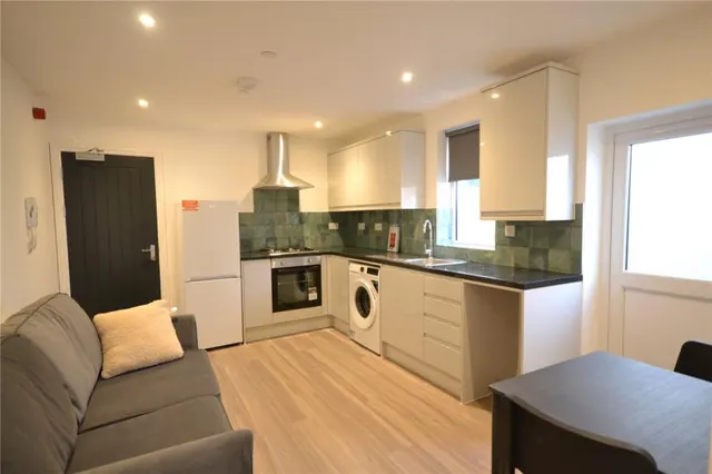 Colum Road, Cathays, CF10, photo 1