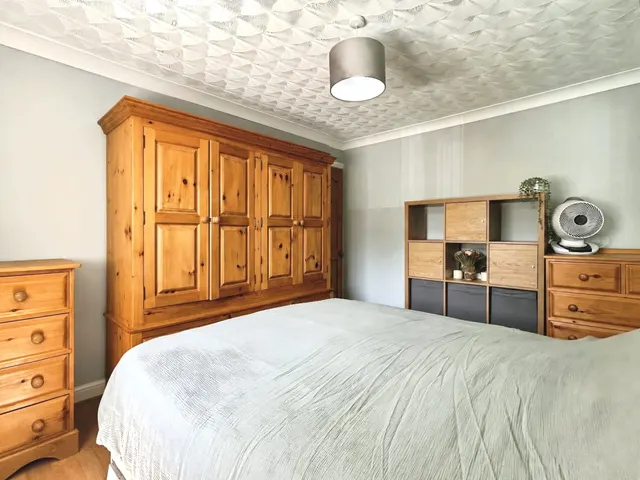 Photo 2 — Gleneagles Rise, Swinton, Mexborough