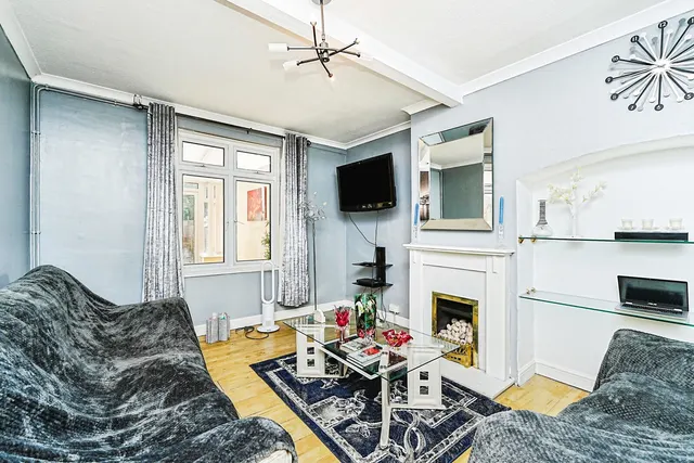 Downham Way, Bromley, BR1, photo 2