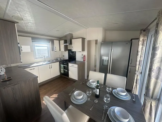 Delta Cambridge, Lakeside Holiday Park, PO20, photo 3