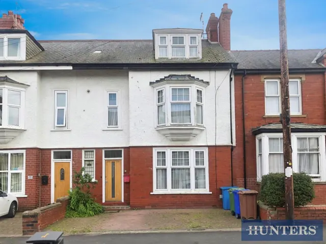 Horsforth Avenue, Bridlington, YO15 3DG, photo 1