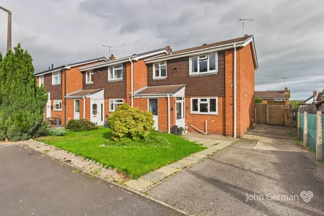 George Elliott Close, Uttoxeter, photo 1