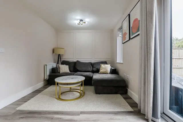 Photo 2 — Minerva Close, Milton Regis, Sittingbourne, Kent, ME10