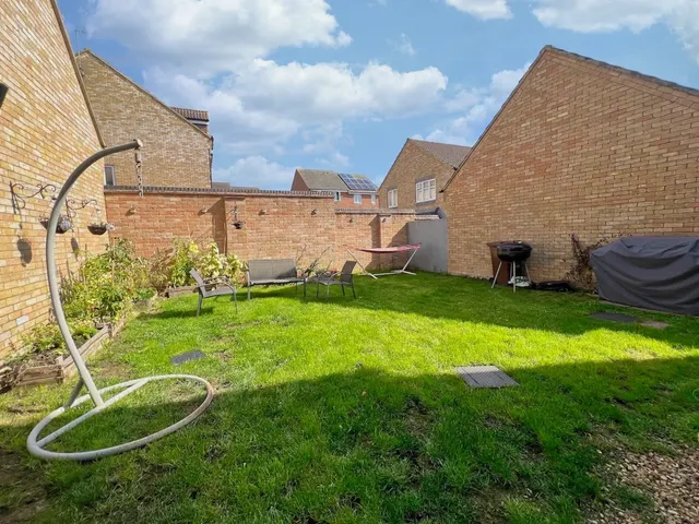 Photo 2 — Chepstow Road, Oakley Vale, Corby, NN18