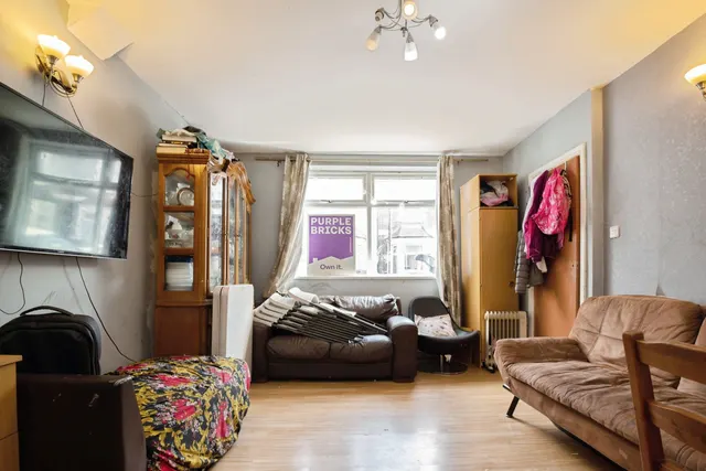Photo 3 — 97 Donald Street, Cardiff
