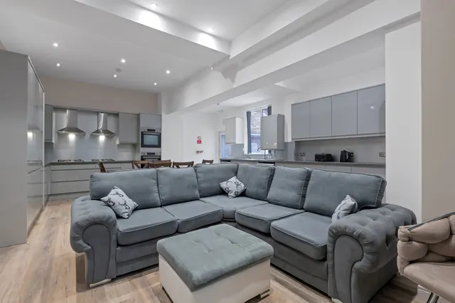 Elm Avenue, Nottingham, NG3, photo 1