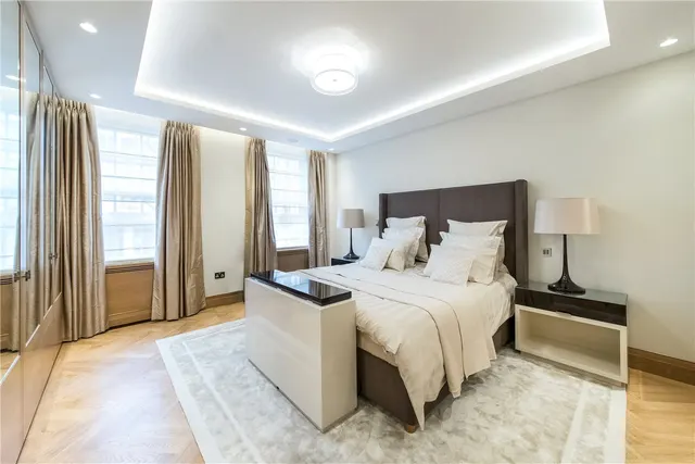Upper Grosvenor Street, Mayfair, W1K, photo 1