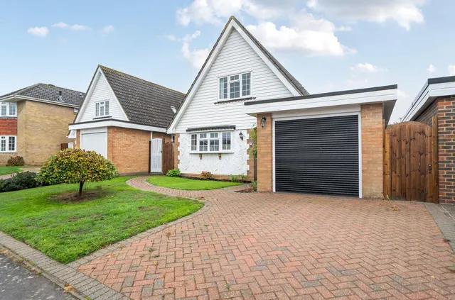 Foxdale Drive, Angmering, BN16, photo 1