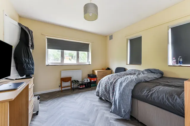 Photo 2 — Minden Way, Stanmore