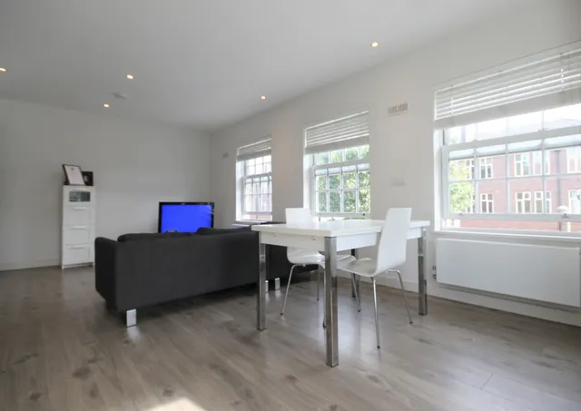 Rundell Crescent, Hendon Central, NW4, photo 3
