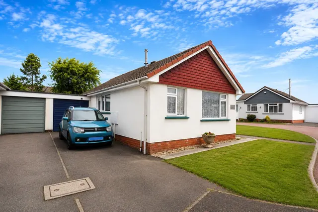 Stoats Close, South Molton, EX36, photo 1