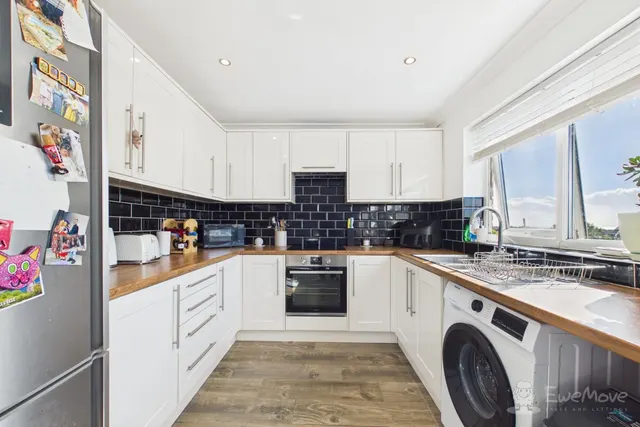 Holywell Avenue, Folkestone, CT19, photo 3