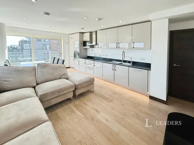 East Station Road, Fletton Quays, PE2, photo 2