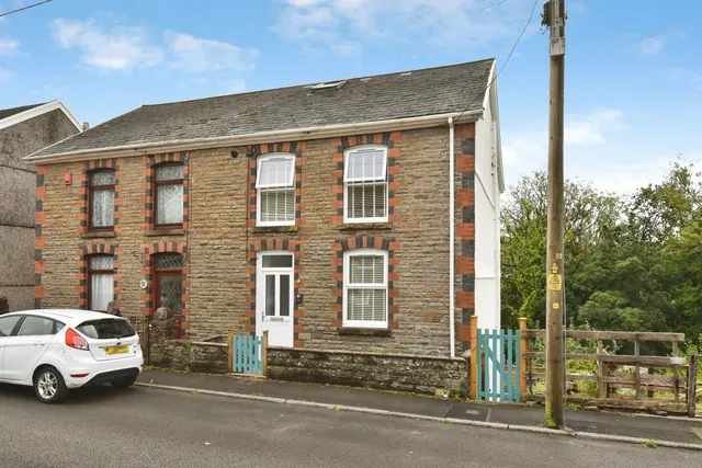 New Road, Ynysmeudwy, SA8, photo 1