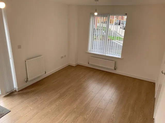 George Crawford Road, Crewe, CW1, photo 2