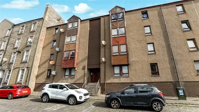 Graham Place, DUNDEE, Angus, DD4, photo 1