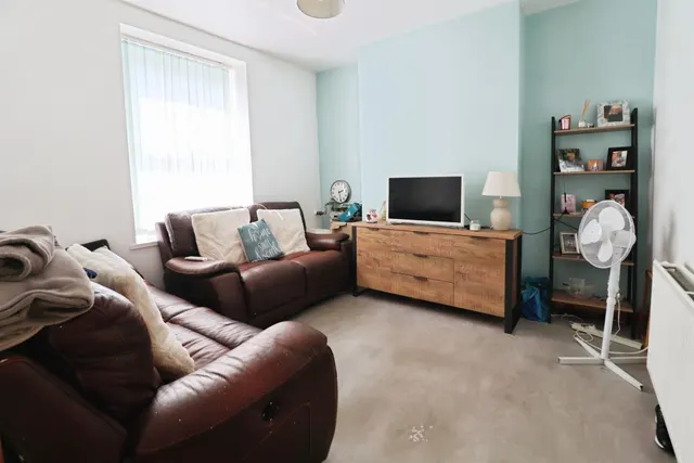 Hewell Street, Penarth, CF64, photo 2