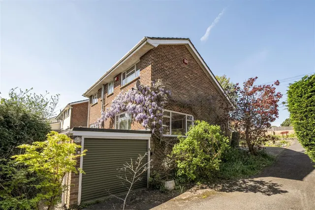 Newtown Road, Warsash, photo 1