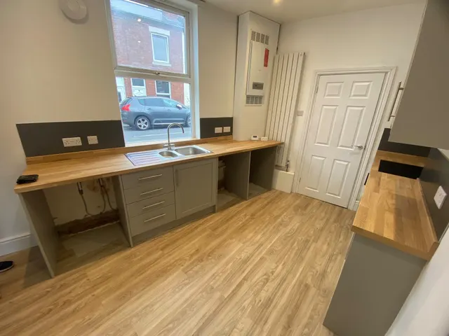 Radford Avenue, Kidderminster, DY10, photo 2