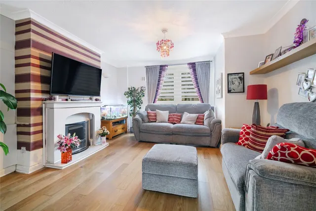 Photo 2 — Shafton Place, Knightswood, Glasgow, G13