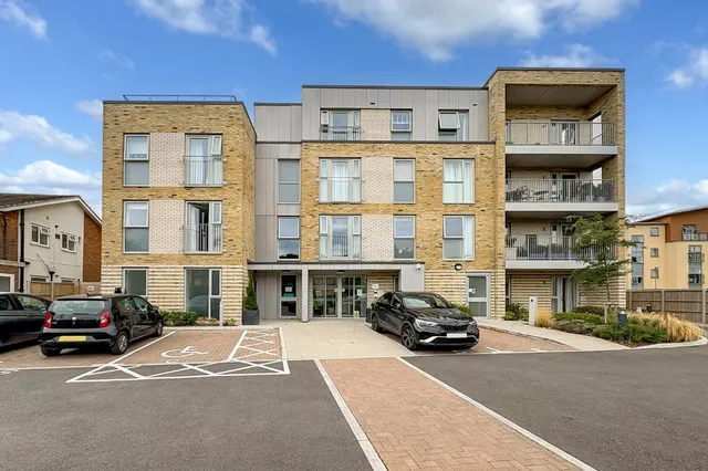 Goring-by-Sea, Worthing, BN12, photo 1