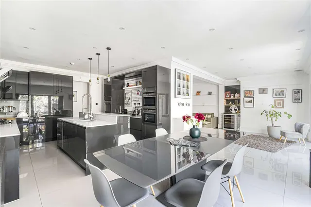 Photo 2 — Gunnersbury Avenue, London, W5 4LR