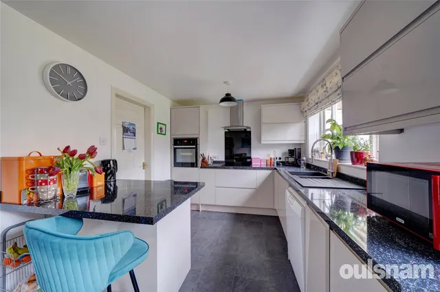 Photo 3 — Jackdaw Lane, Droitwich, Worcestershire, WR9 7HE