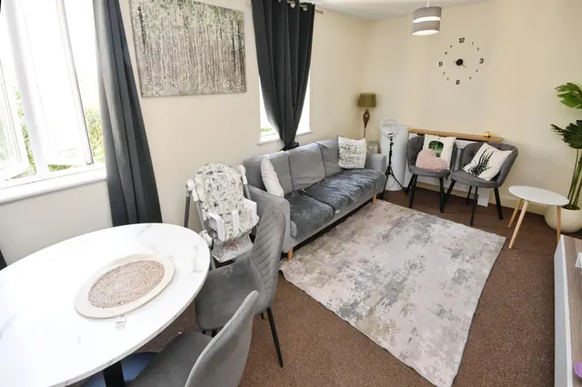 Holden Close, Braintree, photo 1