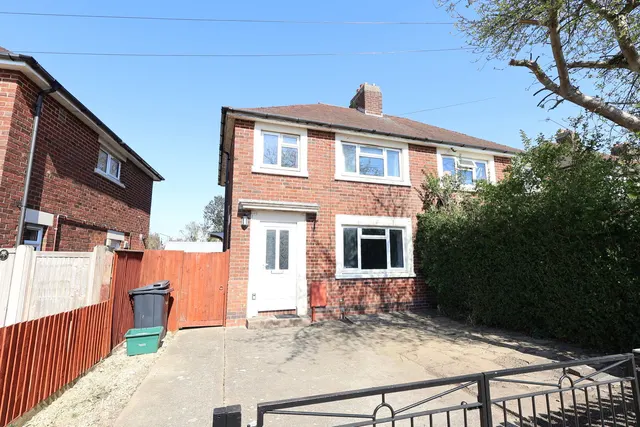Malmesbury Road, Gloucester, GL4, photo 1