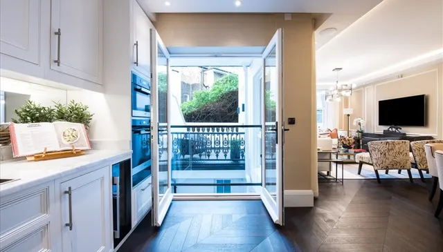Prince of Wales Terrace, Kensington, W8, photo 3