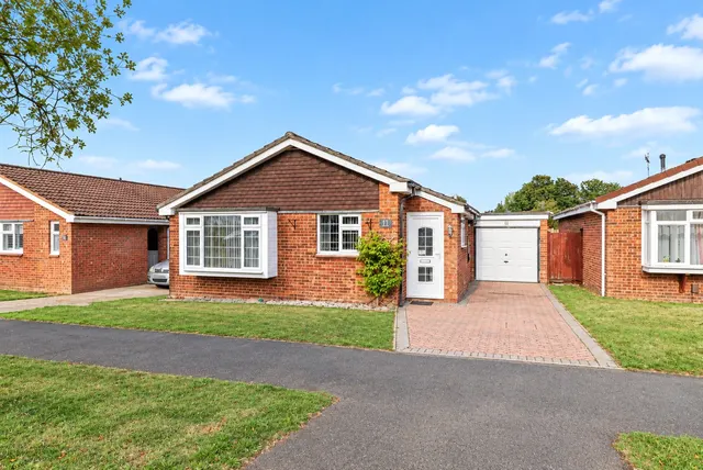 Thursby Road, Woking, GU21, photo 1