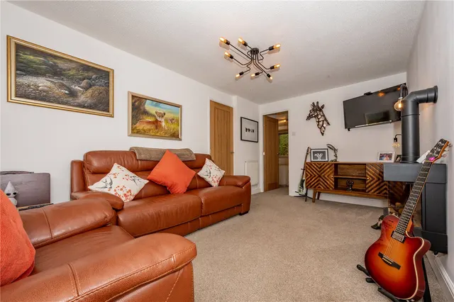 Photo 2 — Avonbank Close Hunt End, Walkwood, Redditch, B97 5XR
