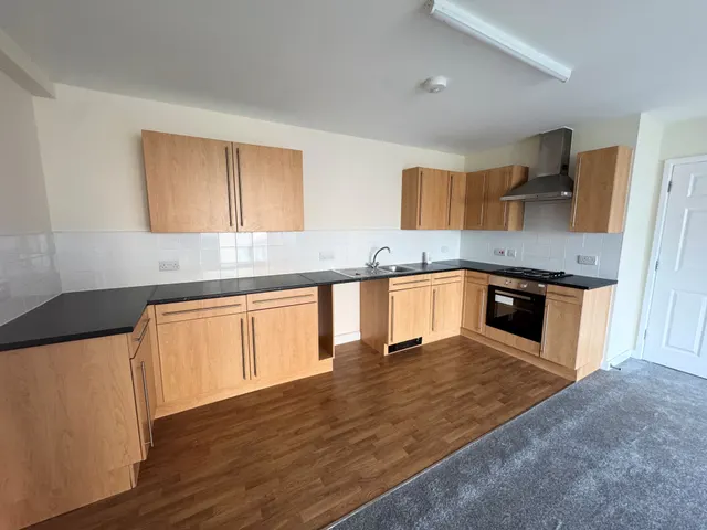 Fremington Court, CV1, photo 2