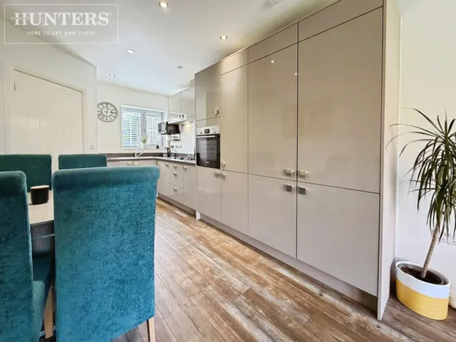Samuel Fox Avenue, Deepcar, S36, photo 2