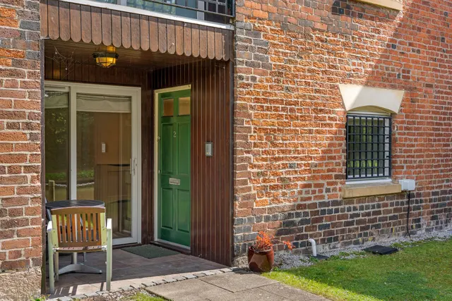 Photo 2 — Flat 2, Brindley Wharf Waterfront, Preston On The Hill, Warrington, WA4 4AU