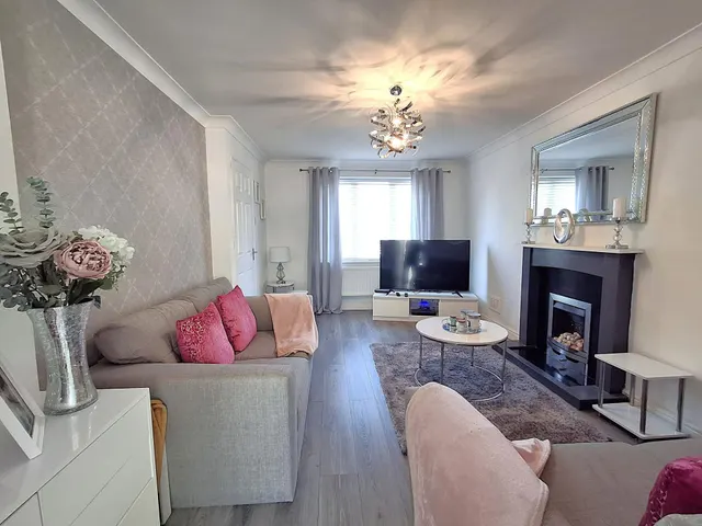 Rochester Court, Bourne, PE10, photo 3