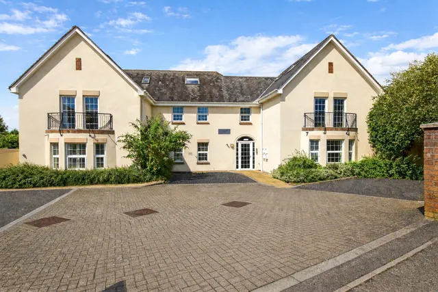 Westview Court, Constitution Hill, EX32, photo 1