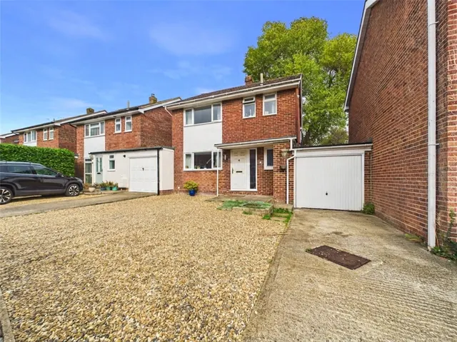 Benwells, Chinnor, OX39, photo 1