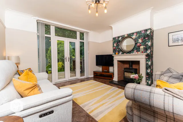 Photo 2 — Kingsway, Worsley, Manchester, M28 7DE